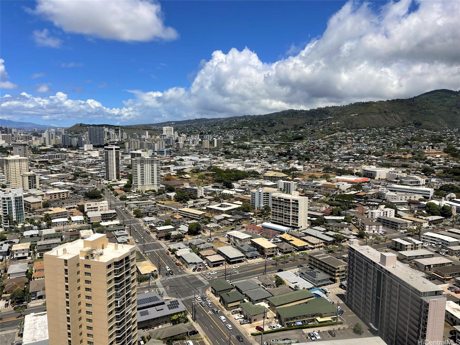 2499 Kapiolani Blvd Honolulu - Rental - photo 9 of 18