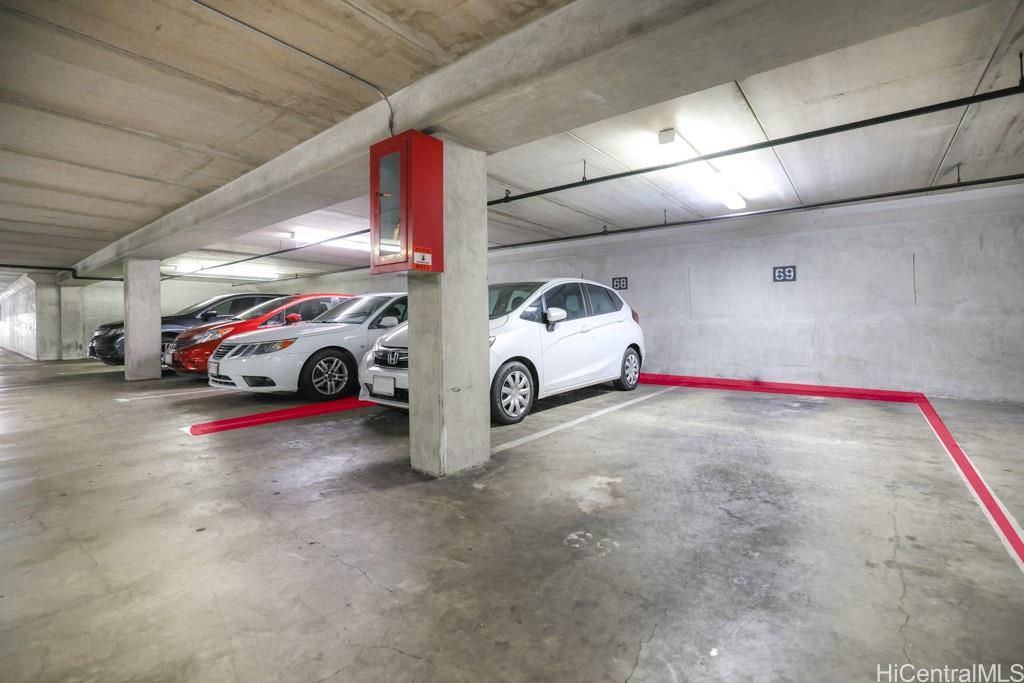 Iolani Court Plaza condo # 3804, Honolulu, Hawaii - photo 16 of 23