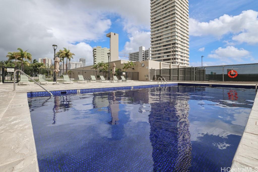 Iolani Court Plaza condo # 3804, Honolulu, Hawaii - photo 17 of 23