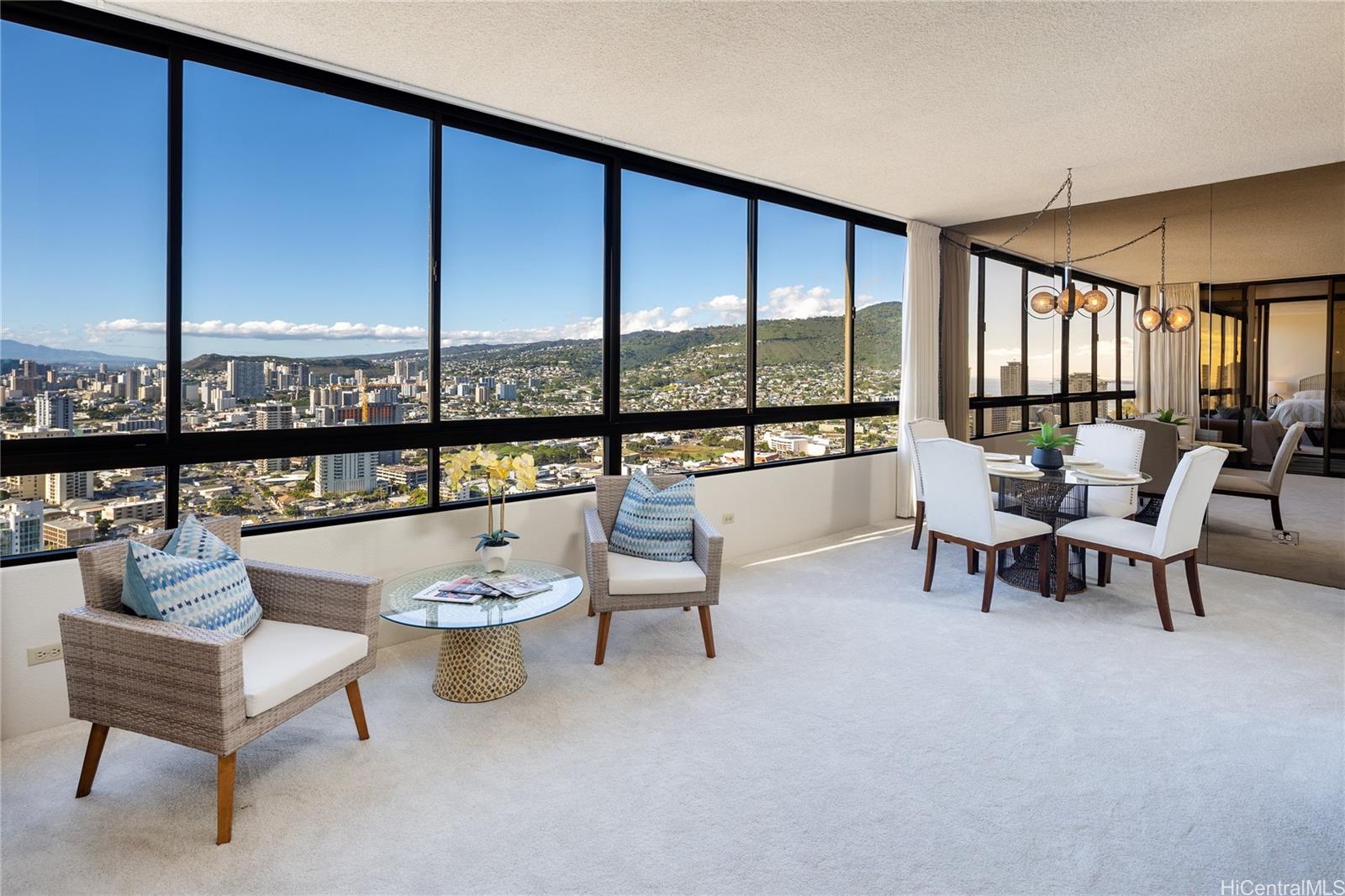 Iolani Court Plaza condo # 3804, Honolulu, Hawaii - photo 6 of 23