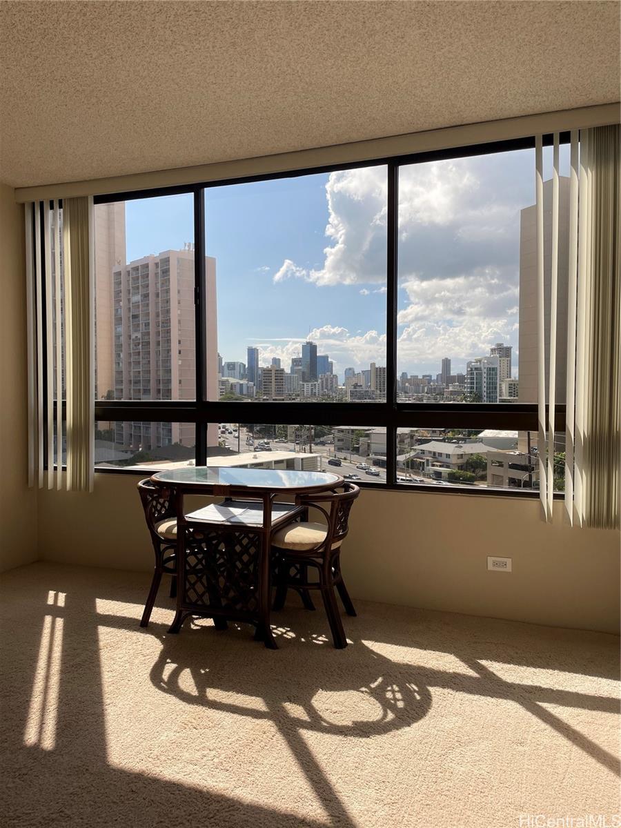 2499 KAPIOLANI Blvd Honolulu Hawaii Rental IOLANI COURT PLAZA