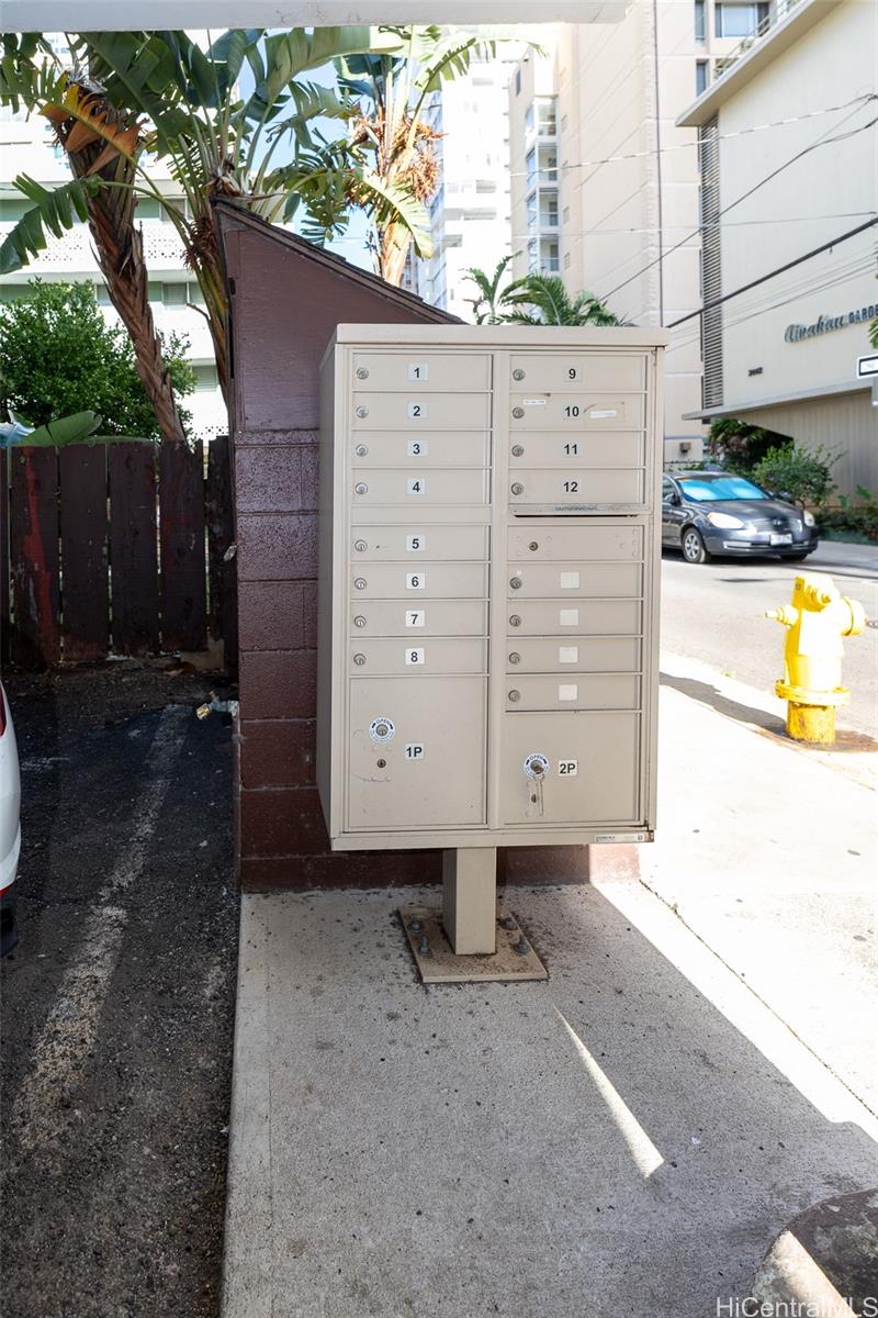 250 Kapili Street Honolulu Oahu commercial real estate photo7 of 25