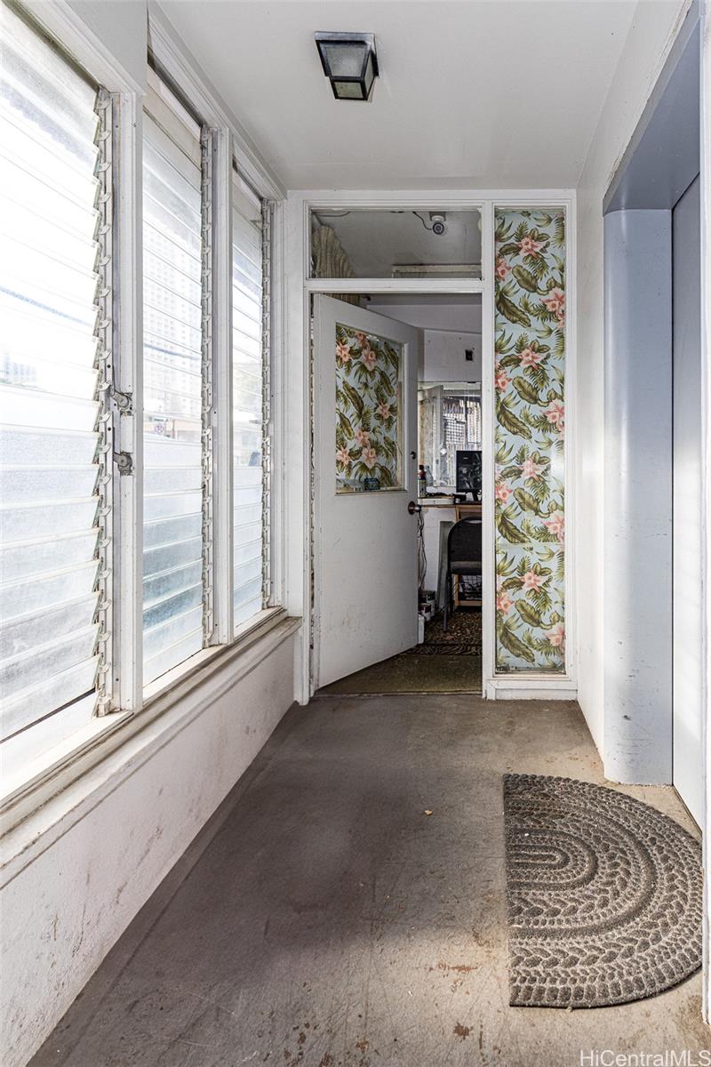 250 Kapili Street Honolulu - Multi-family - photo 4 of 25