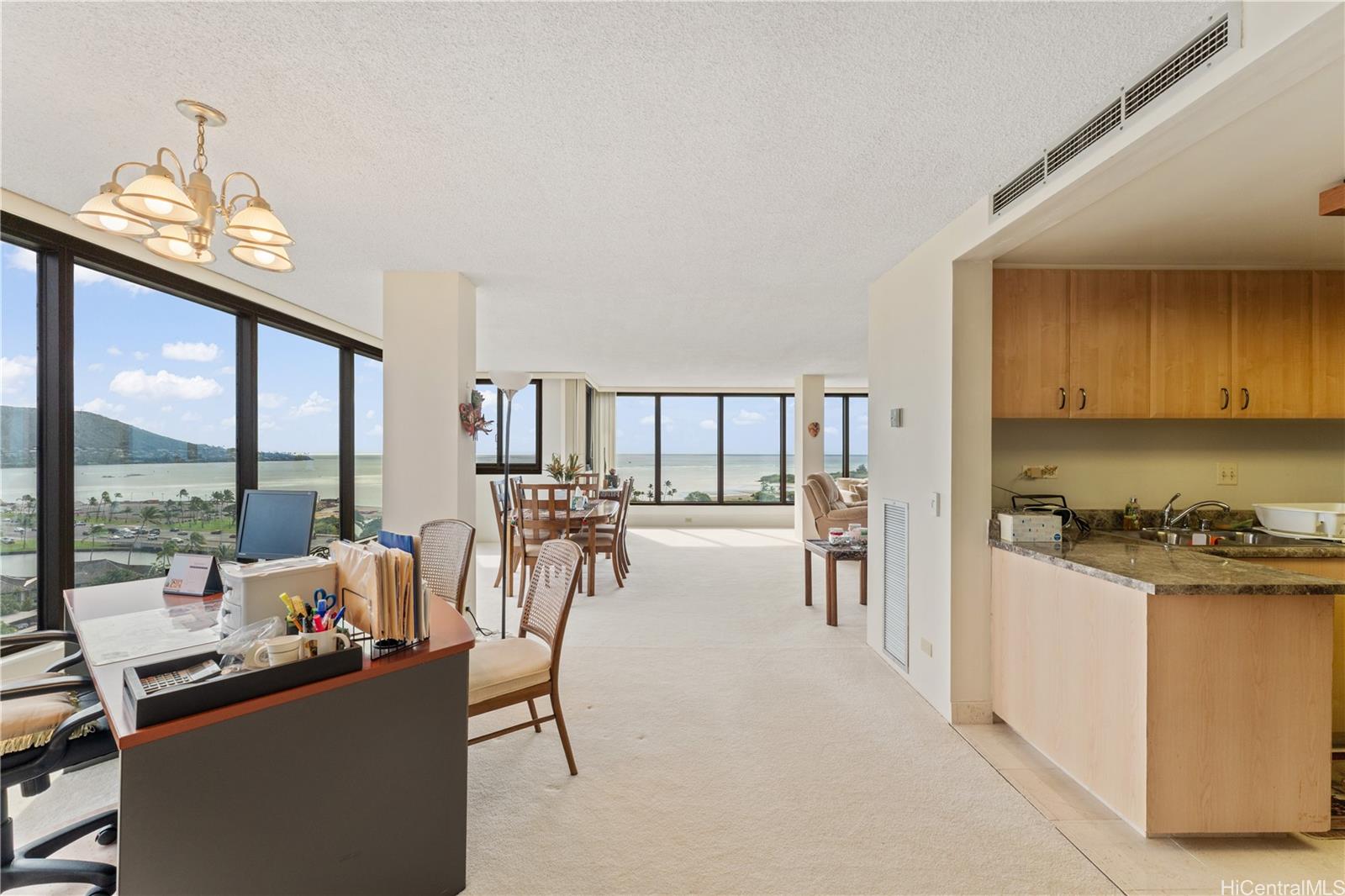 Mt Terrace condo # 10A, Honolulu, Hawaii - photo 3 of 20