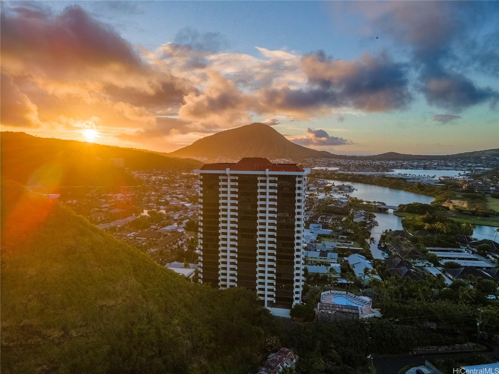 Mt Terrace condo # 14E, Honolulu, Hawaii - photo 2 of 22