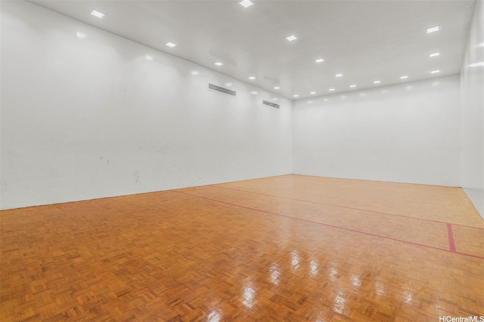 250 Kawaihae Street Honolulu - Rental - photo 21 of 21