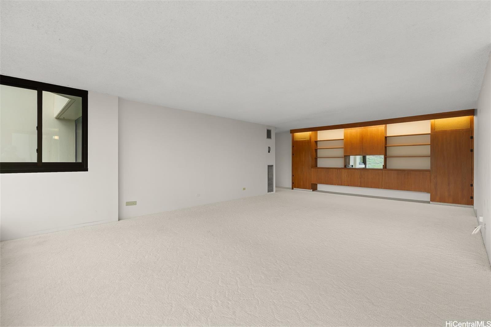 250 Kawaihae Street Honolulu - Rental - photo 6 of 21