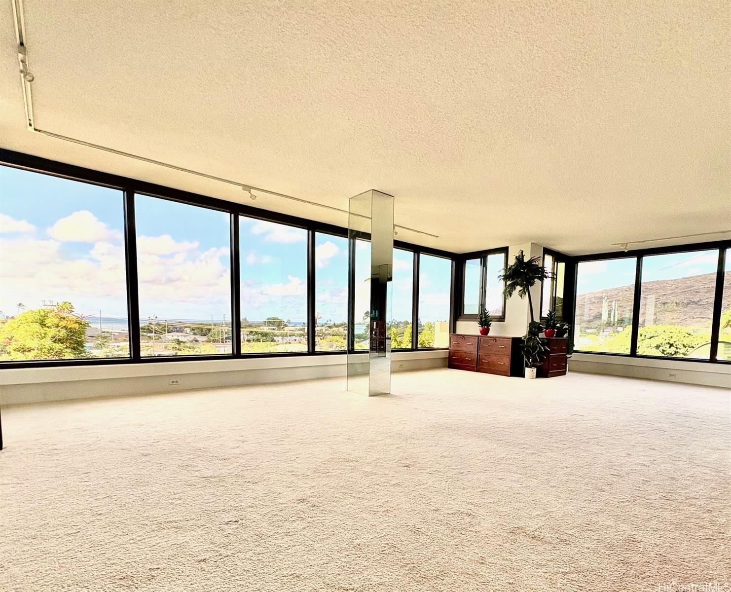 Mt Terrace condo # 1B, Honolulu, Hawaii - photo 3 of 15