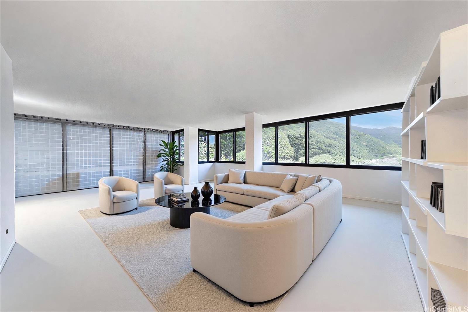 Mt Terrace condo # 2E, Honolulu, Hawaii - photo 4 of 25