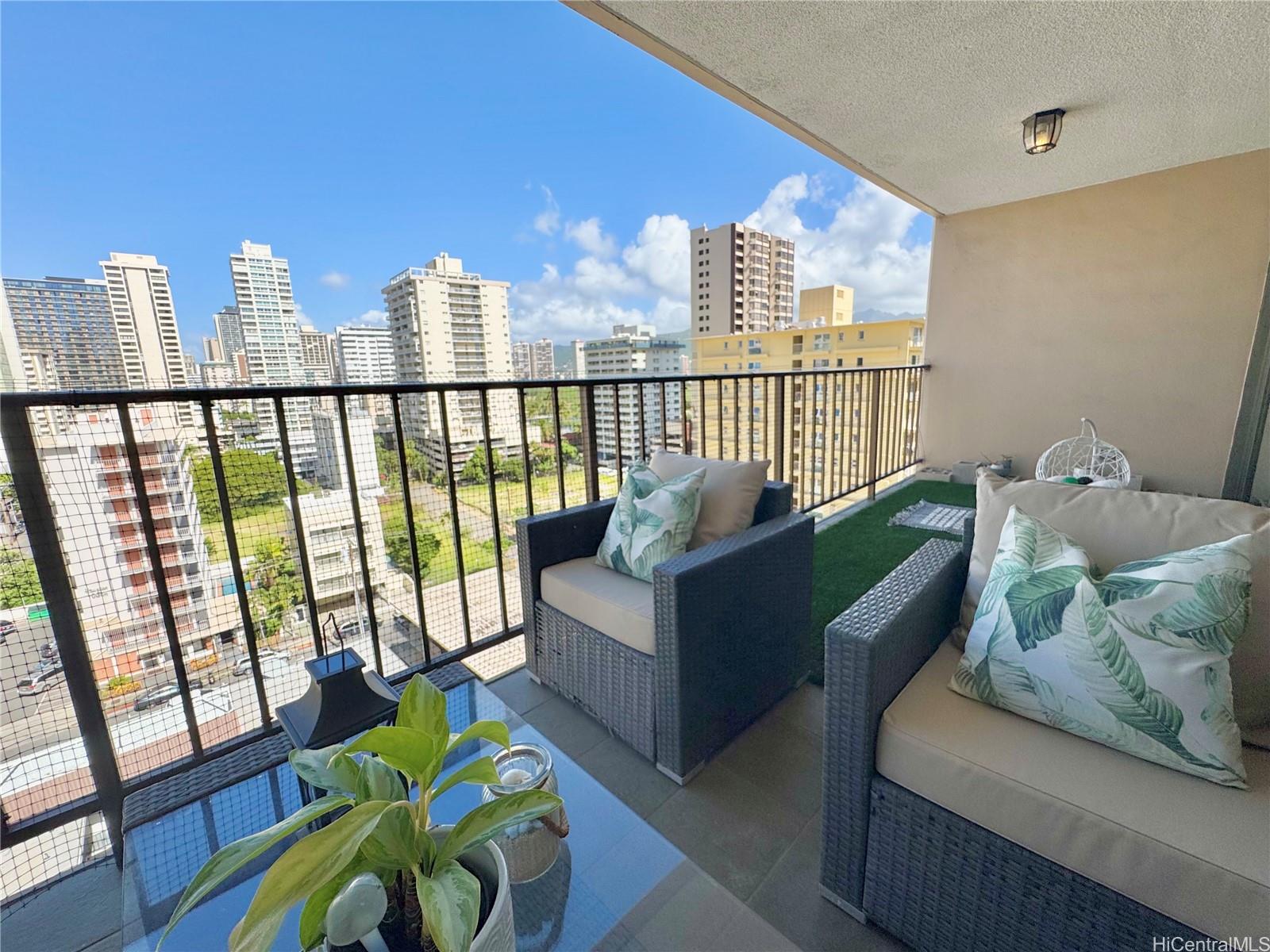 250 Ohua condo # 10A, Honolulu, Hawaii - photo 7 of 25