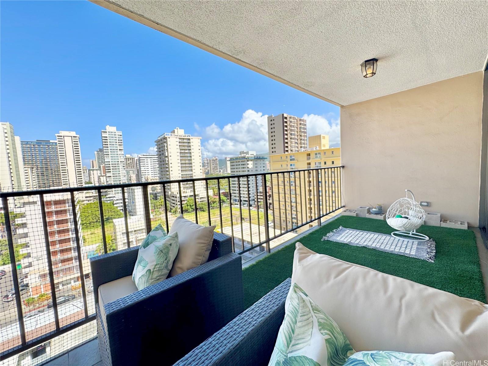 250 Ohua condo # 10A, Honolulu, Hawaii - photo 8 of 25