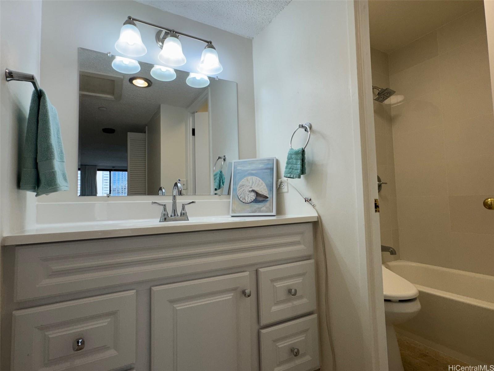 250 Ohua condo # 5B, Honolulu, Hawaii - photo 10 of 22