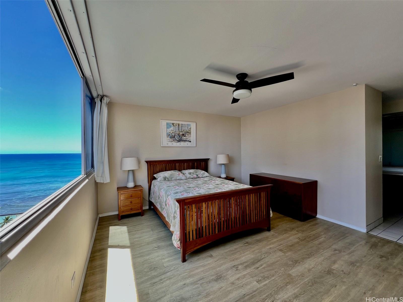Foster Tower condo # 1604, Honolulu, Hawaii - photo 14 of 25
