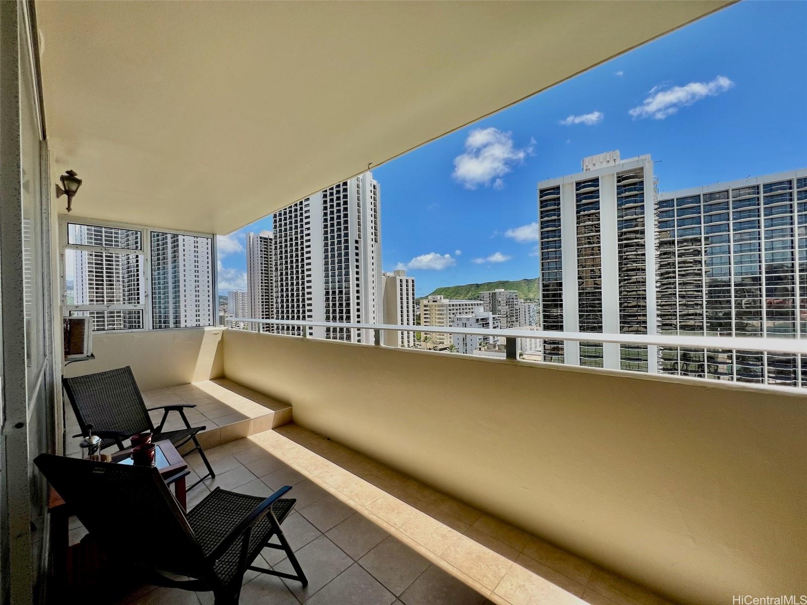 Foster Tower condo # 1604, Honolulu, Hawaii - photo 18 of 25