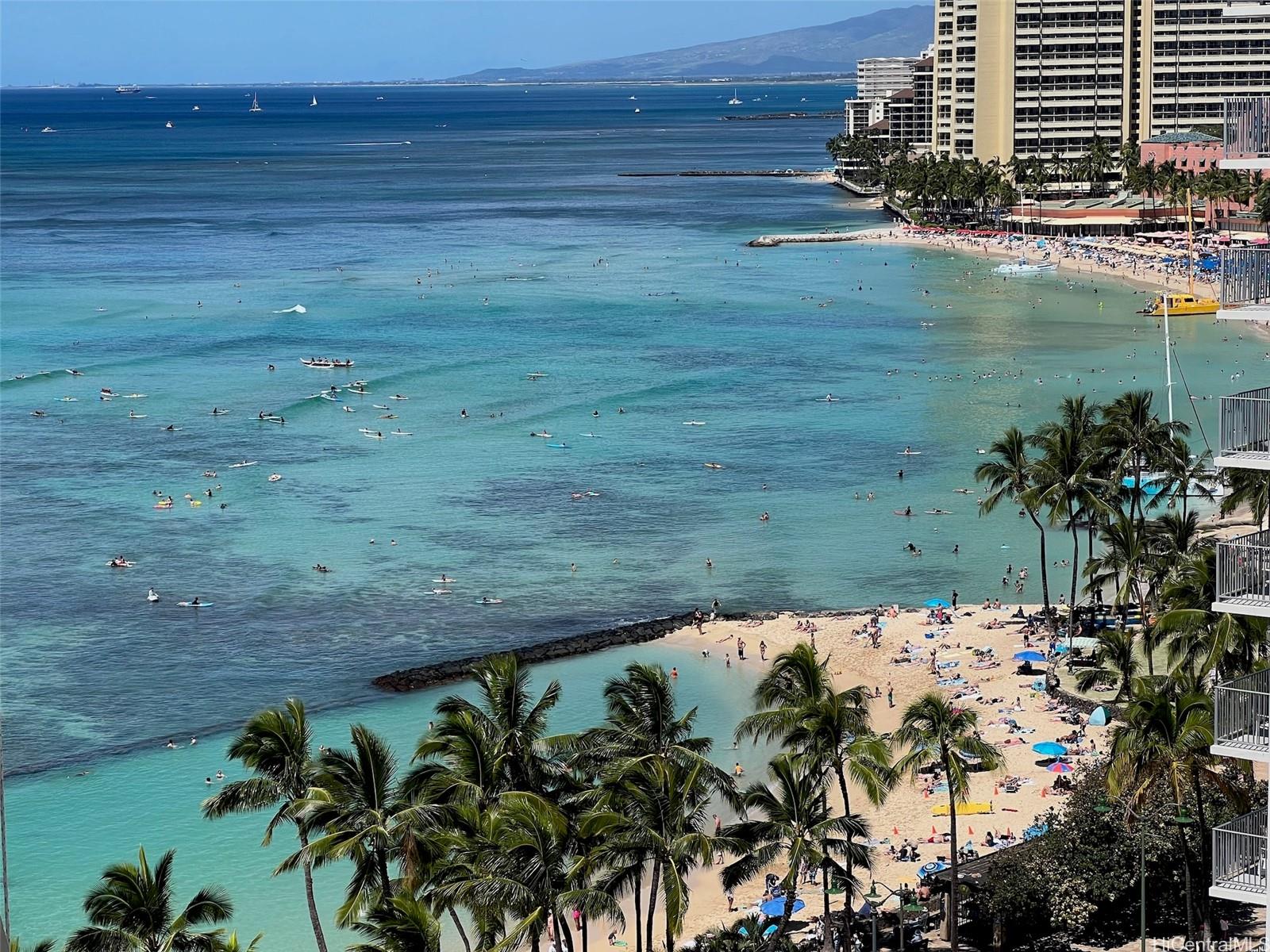 Foster Tower condo # 1604, Honolulu, Hawaii - photo 7 of 25