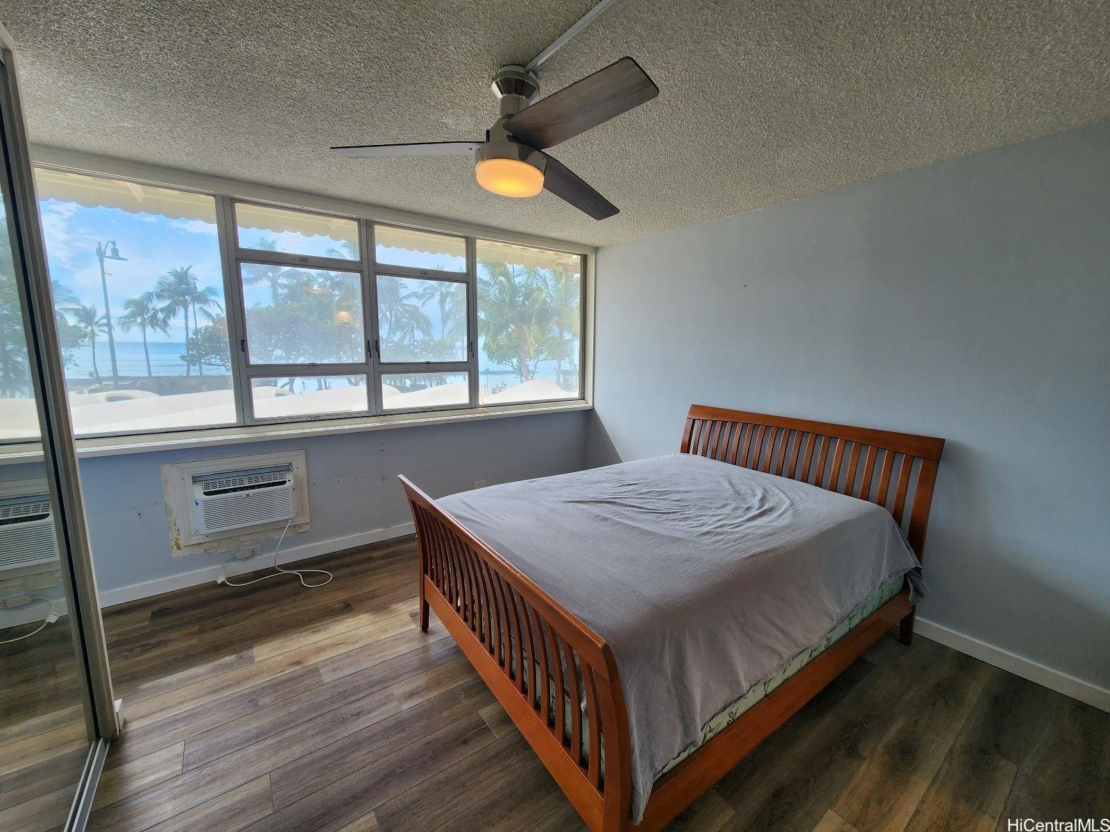 Foster Tower condo # 201, Honolulu, Hawaii - photo 7 of 12