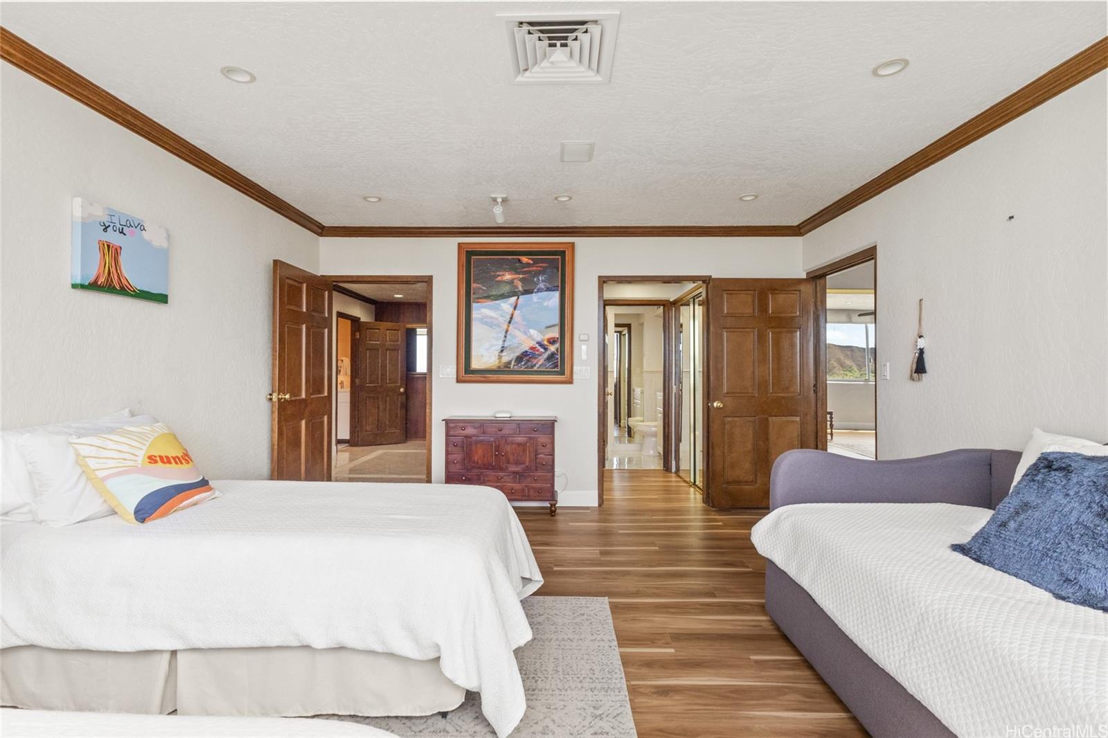 Foster Tower condo # 2501, Honolulu, Hawaii - photo 17 of 22