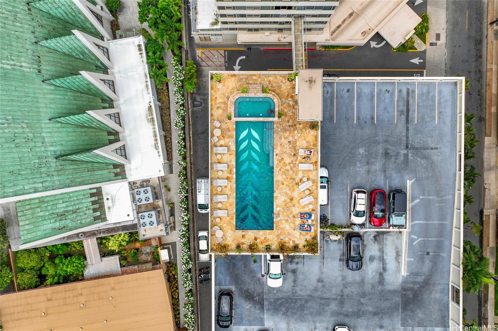 Foster Tower condo # 2501, Honolulu, Hawaii - photo 19 of 22