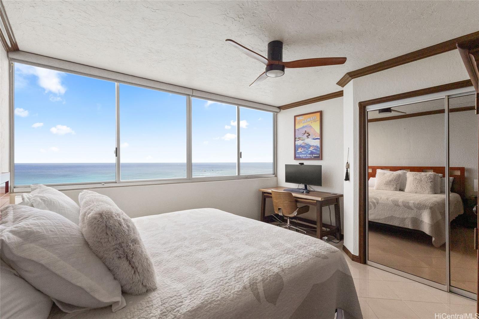 Foster Tower condo # 2501, Honolulu, Hawaii - photo 10 of 22