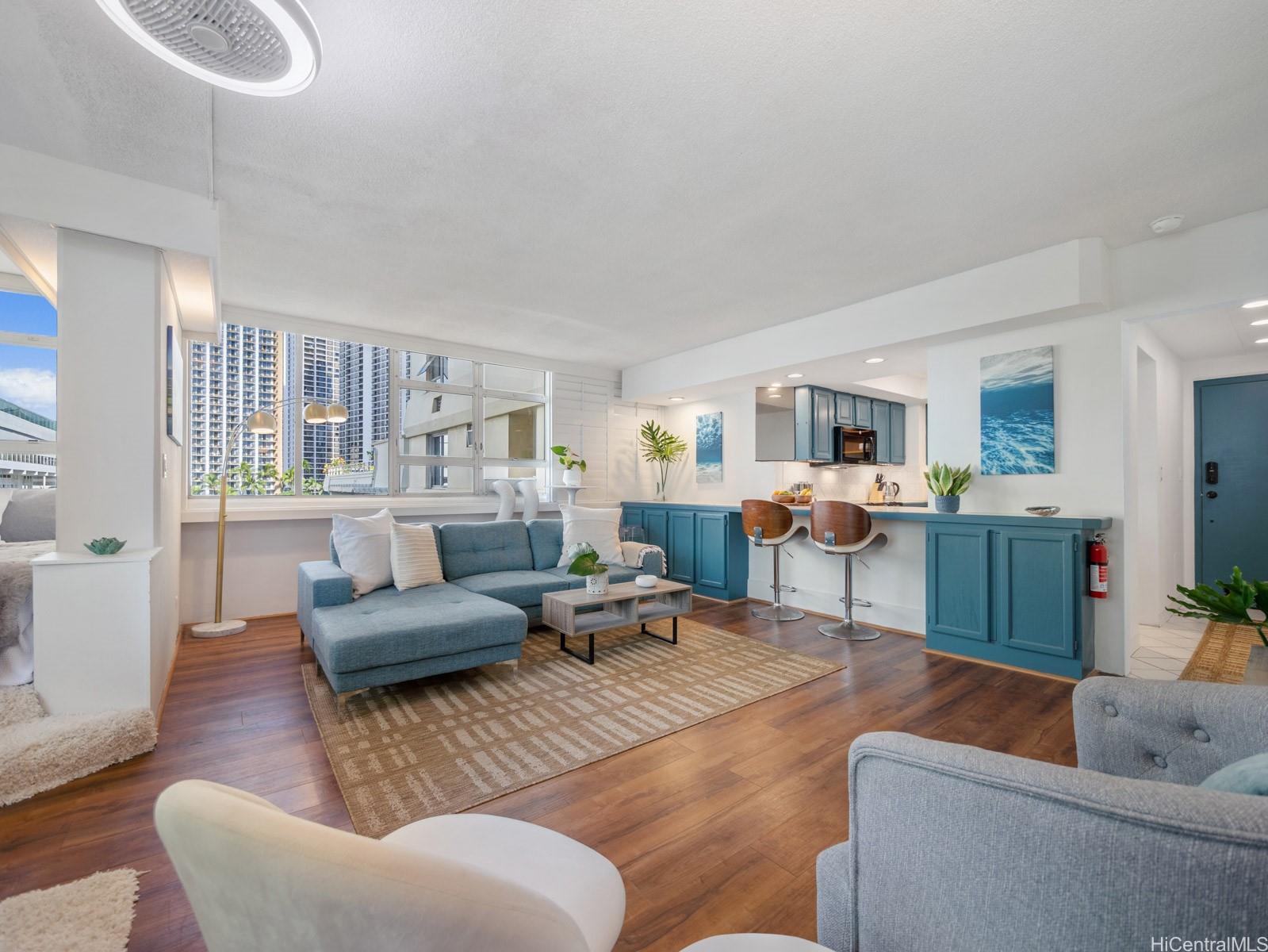 Foster Tower condo # 503, Honolulu, Hawaii - photo 5 of 19