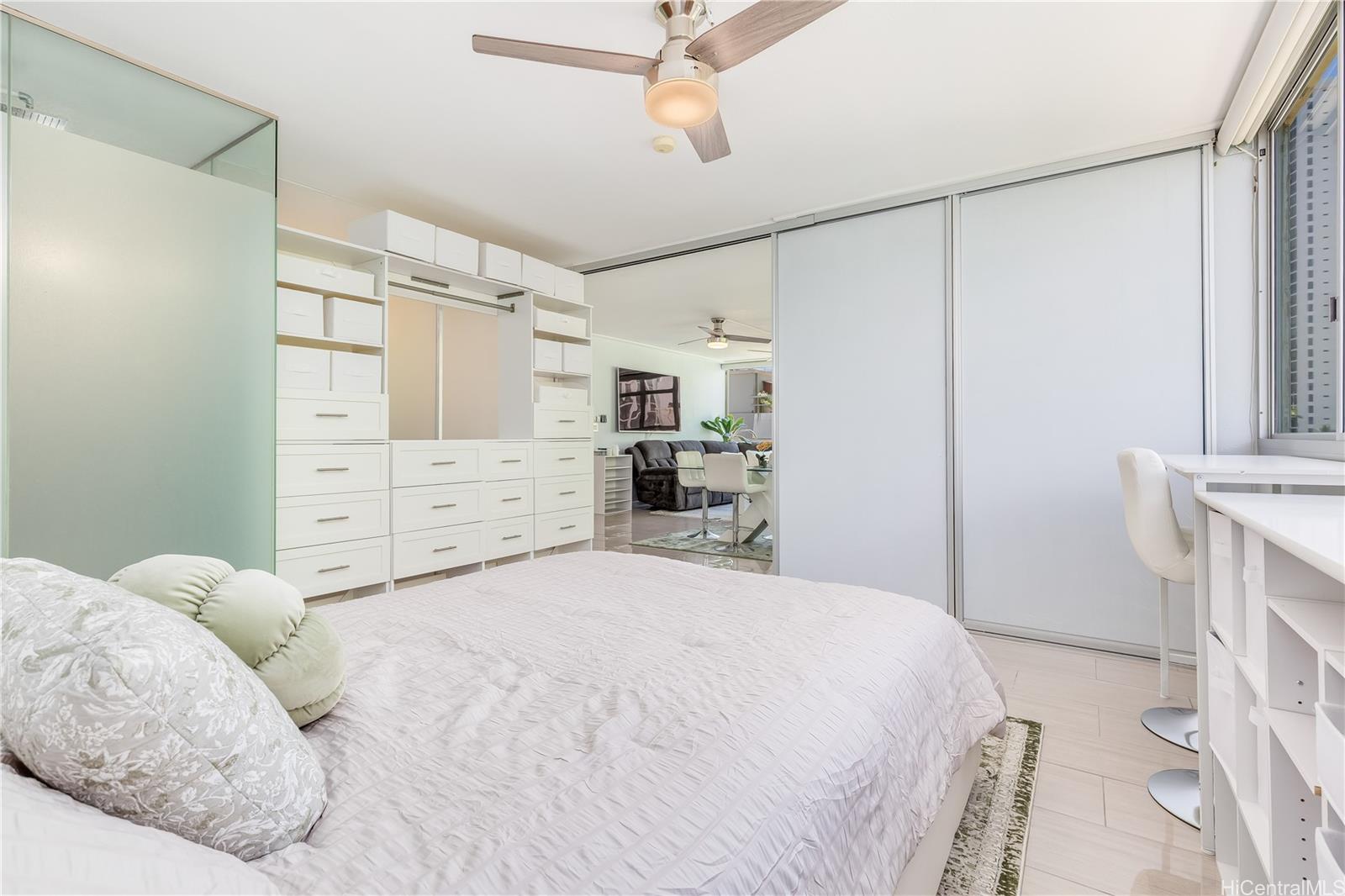 Foster Tower condo # 504, Honolulu, Hawaii - photo 10 of 25