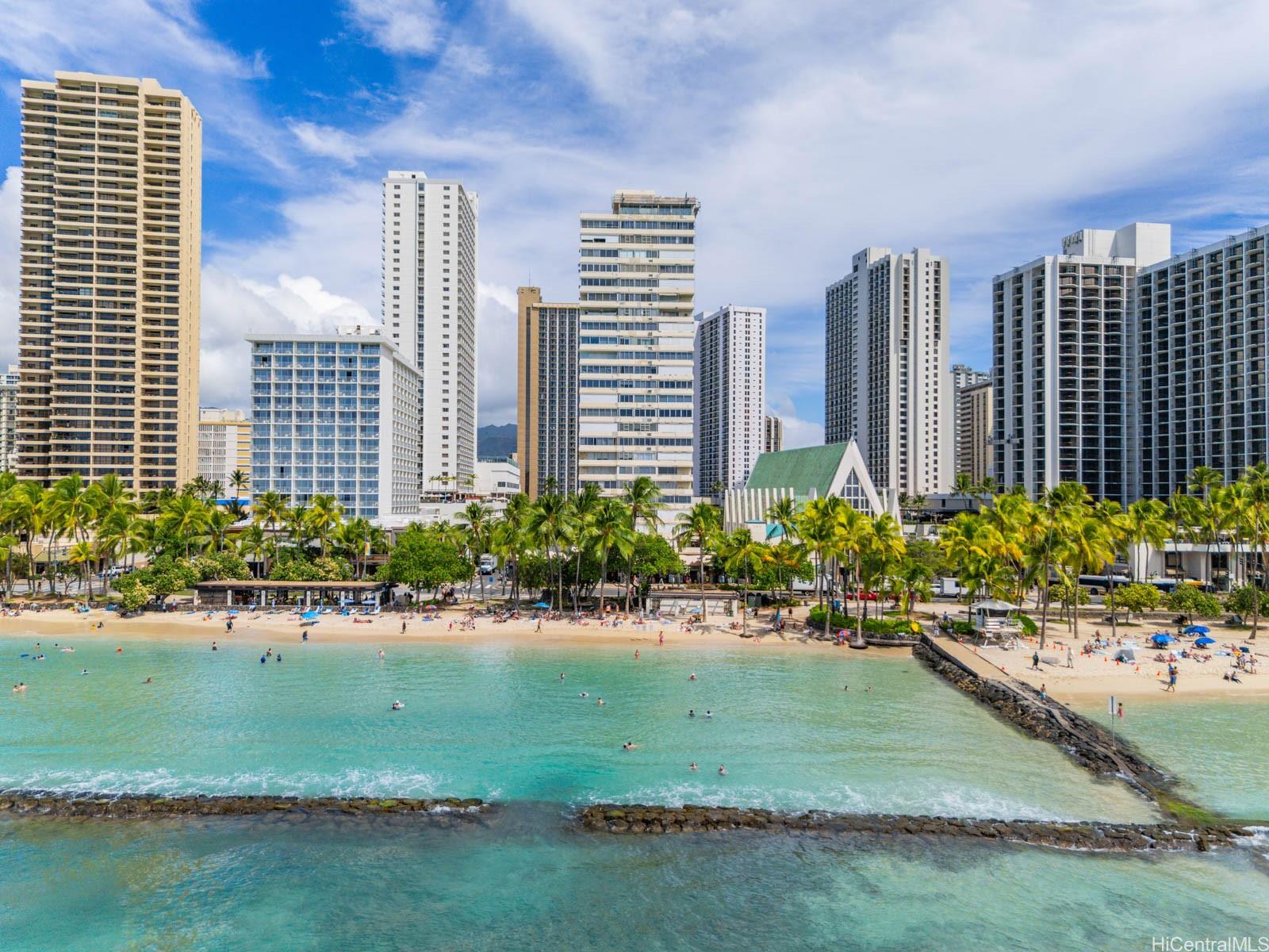 Foster Tower condo # 901, Honolulu, Hawaii - photo 23 of 25