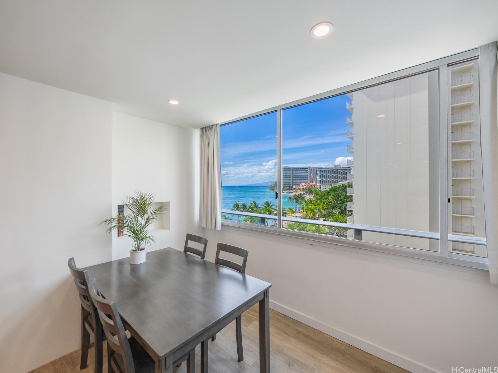 Foster Tower condo # 903, Honolulu, Hawaii - photo 15 of 25