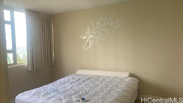 2500 Kalakaua Ave Honolulu - Rental - photo 4 of 10