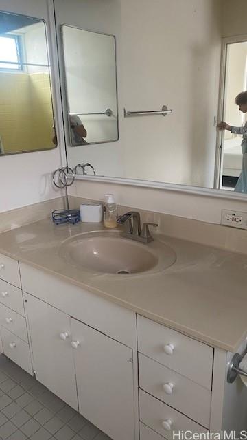 2500 Kalakaua Ave Honolulu - Rental - photo 9 of 10