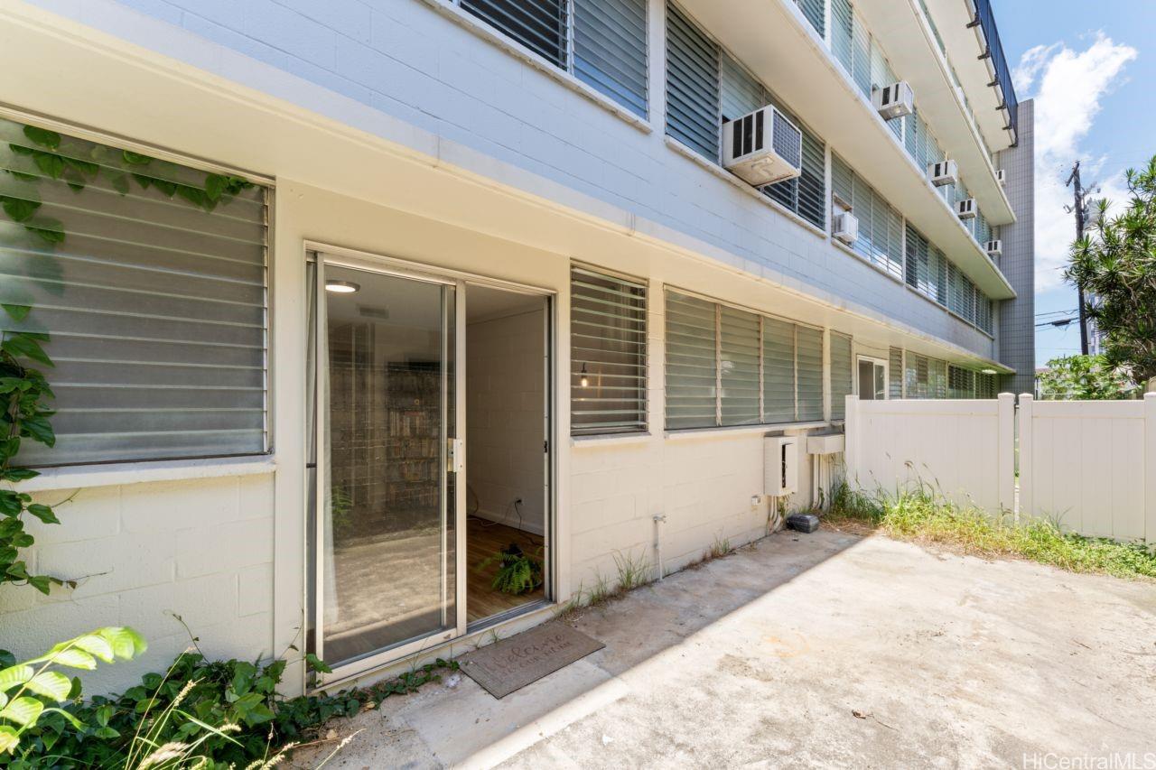 Varsity House condo # 102, Honolulu, Hawaii - photo 24 of 24