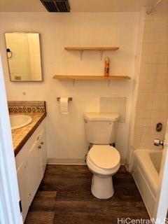 Varsity House condo # 202, Honolulu, Hawaii - photo 2 of 7