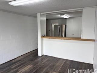 Varsity House condo # 202, Honolulu, Hawaii - photo 6 of 7