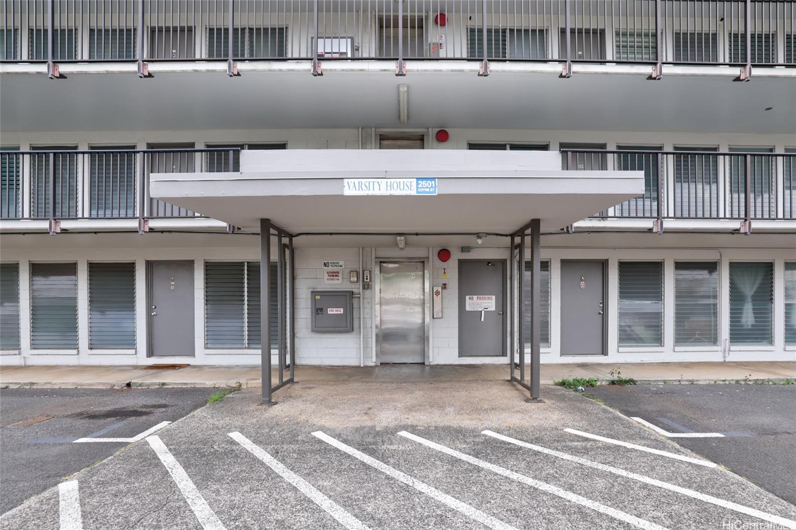 Varsity House condo # 205, Honolulu, Hawaii - photo 15 of 15