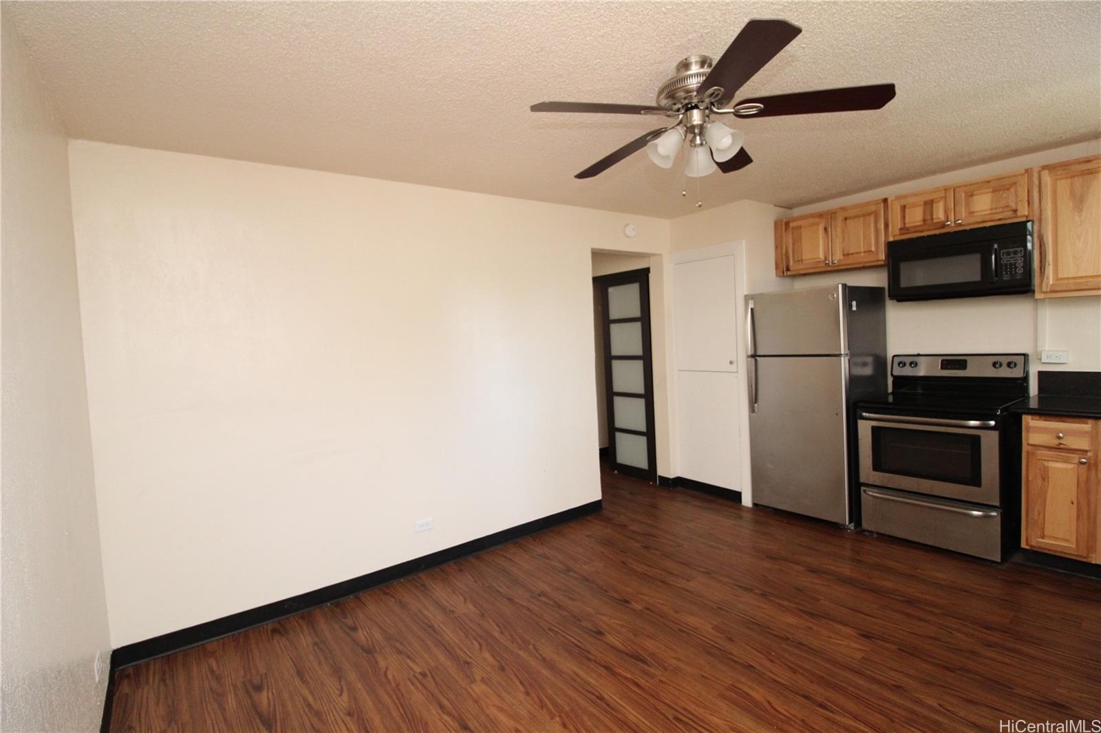 2503 Ala Wai Blvd Honolulu - Rental - photo 5 of 8