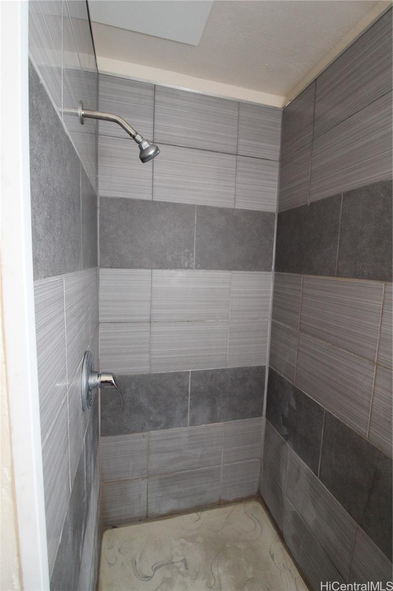 2503 Ala Wai Blvd Honolulu - Rental - photo 7 of 8