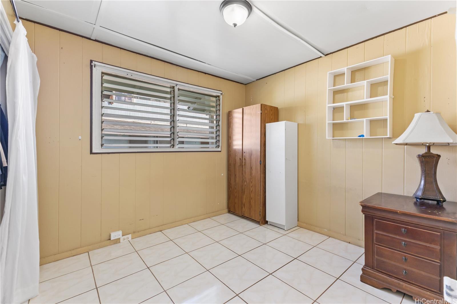 2506  SCHOOL Street Kalihi-lower, Honolulu home - photo 14 of 19