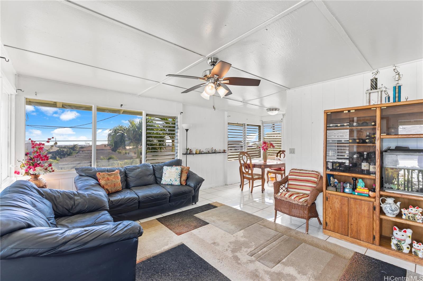 2506  SCHOOL Street Kalihi-lower, Honolulu home - photo 5 of 19