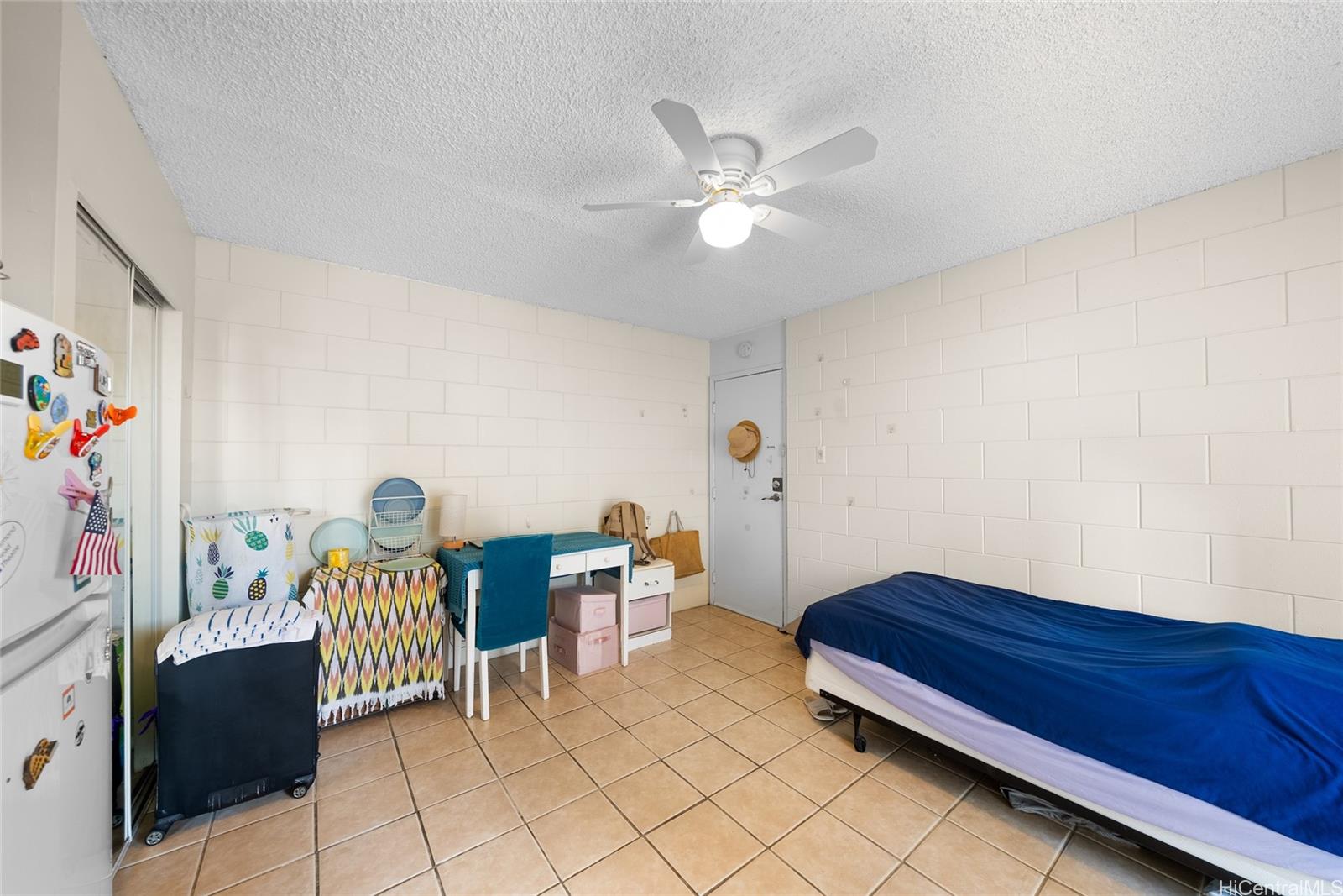 Pacific International condo # 303, Honolulu, Hawaii - photo 2 of 12