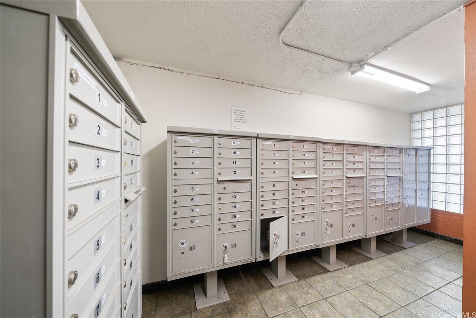 Pacific International condo # 303, Honolulu, Hawaii - photo 11 of 12