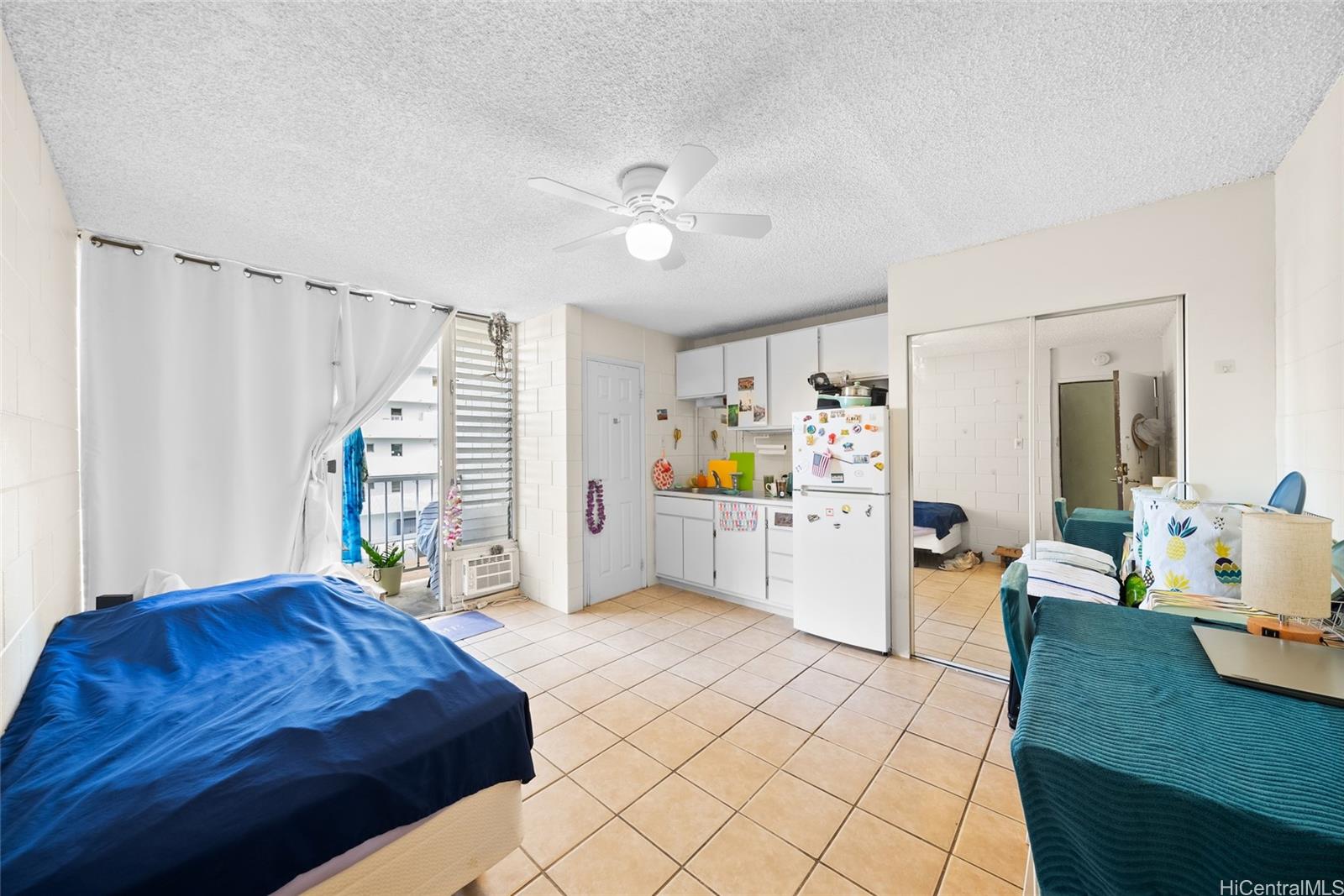 Pacific International condo # 303, Honolulu, Hawaii - photo 3 of 12