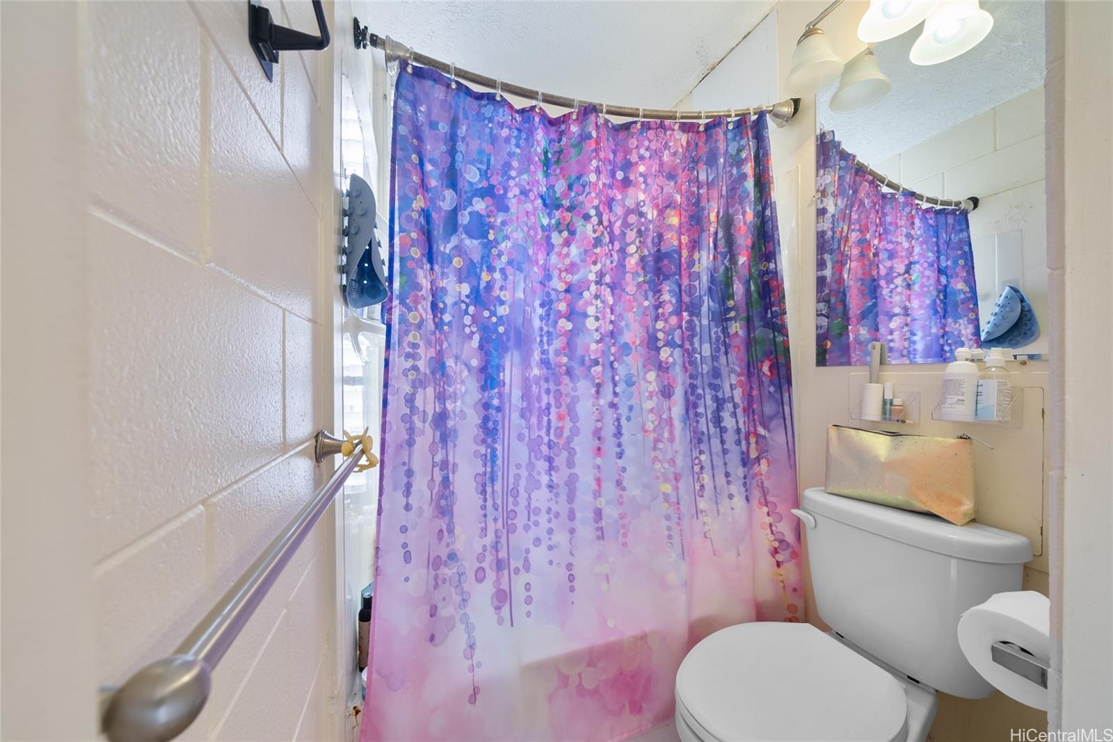 Pacific International condo # 303, Honolulu, Hawaii - photo 6 of 12