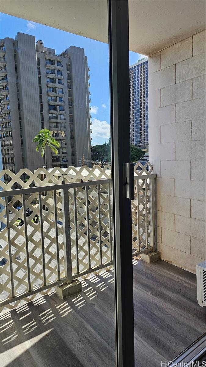 2509 Ala Wai Blvd Honolulu - Rental - photo 8 of 10