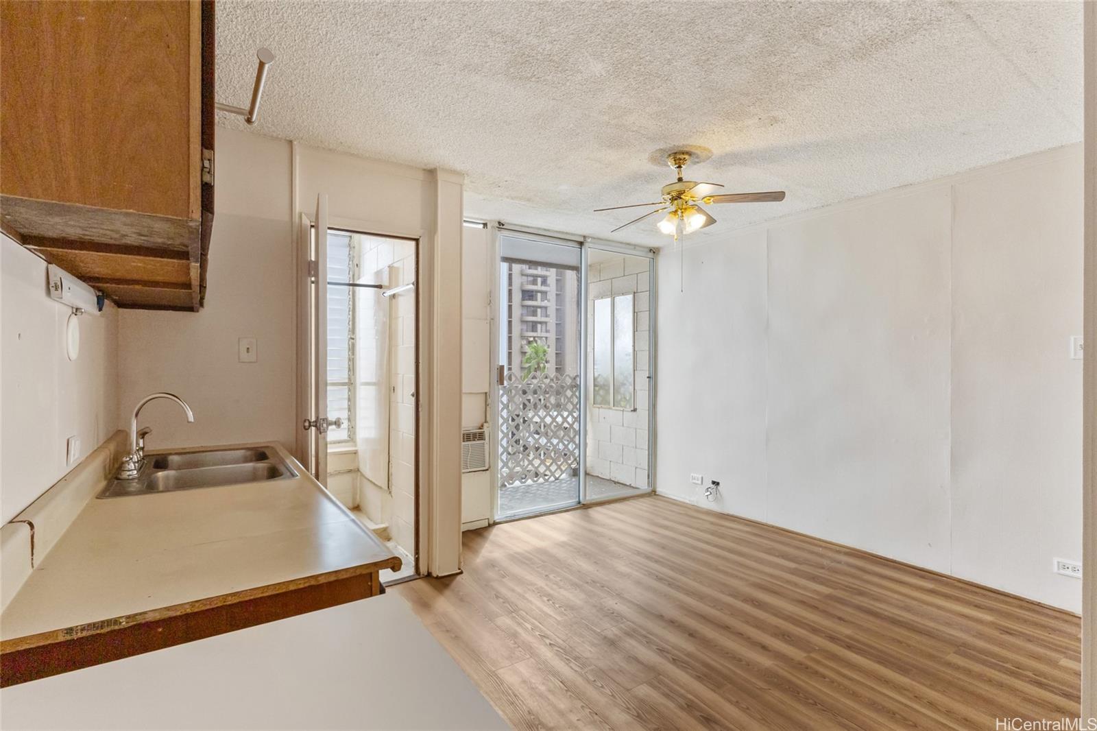 Pacific International condo # 602, Honolulu, Hawaii - photo 6 of 10