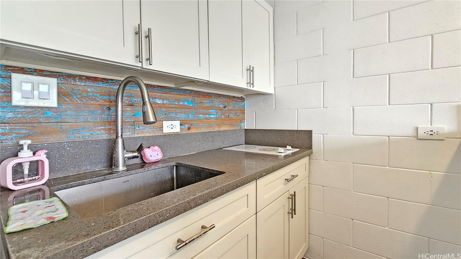 Pacific International condo # 901, Honolulu, Hawaii - photo 11 of 20