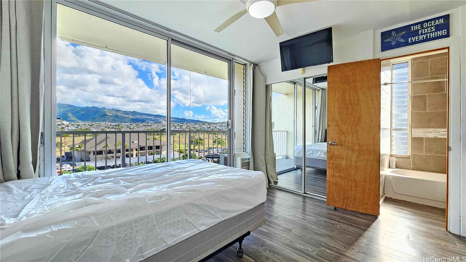 Pacific International condo # 901, Honolulu, Hawaii - photo 17 of 20