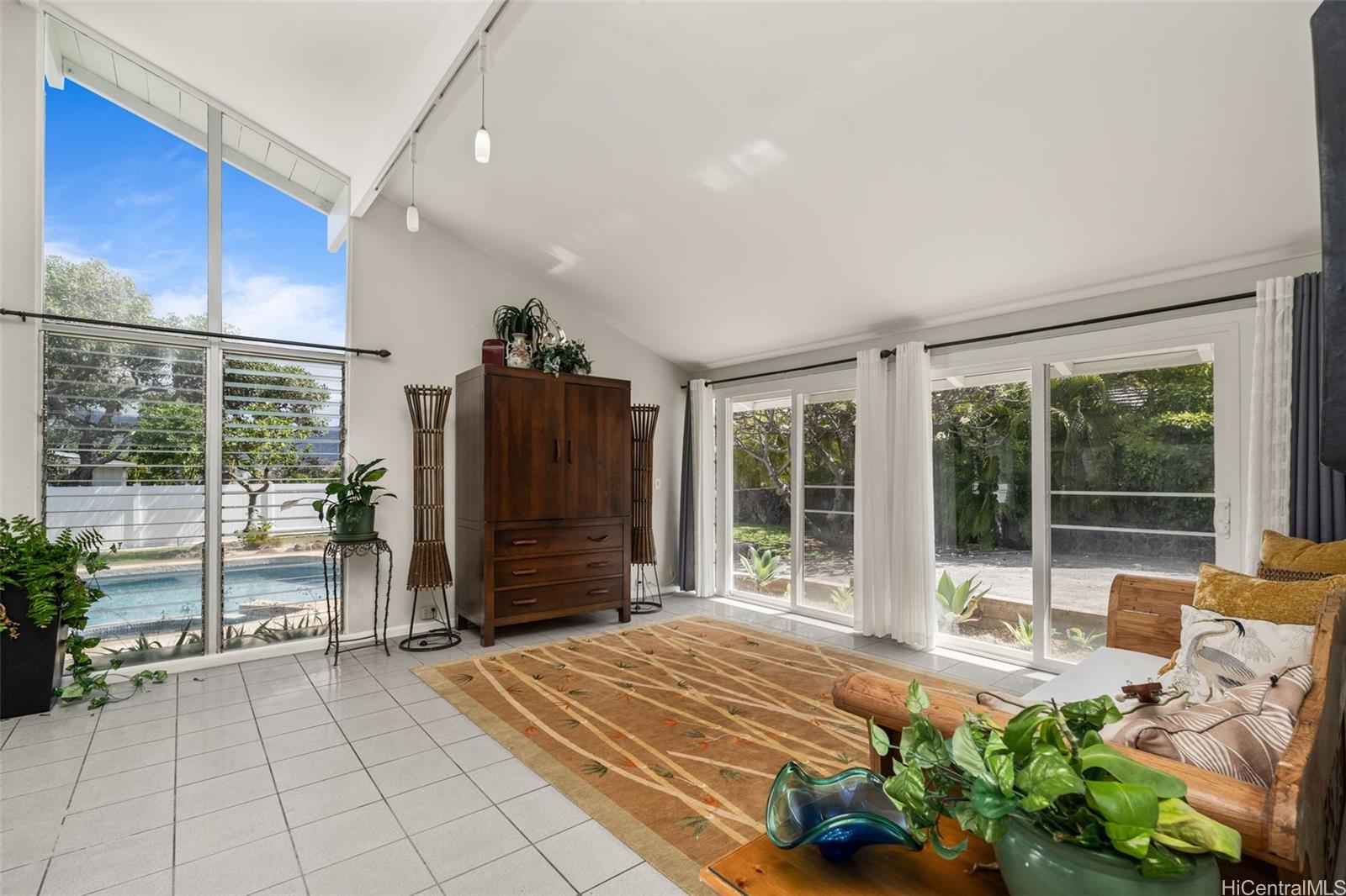 251  Kalalau Street Triangle, Hawaii Kai home - photo 2 of 25