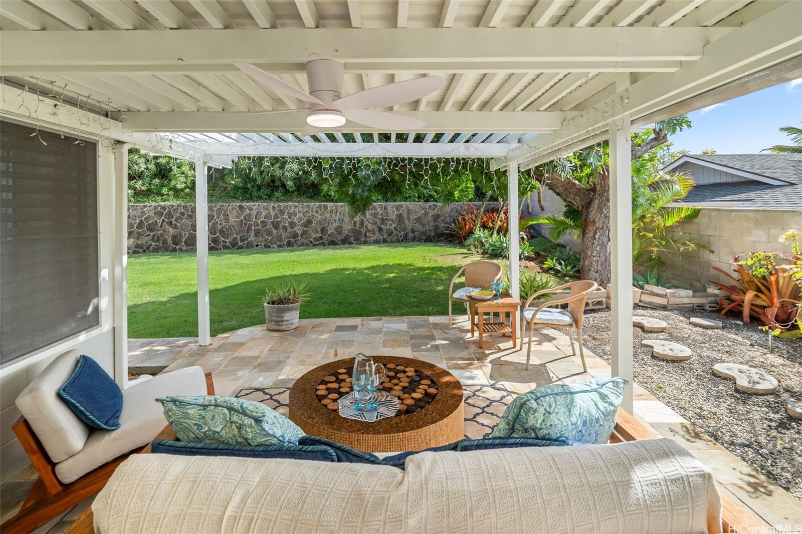251  Kalalau Street Triangle, Hawaii Kai home - photo 16 of 25