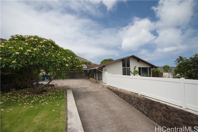 251  Kalalau Street Triangle, Hawaii Kai home - photo 17 of 20