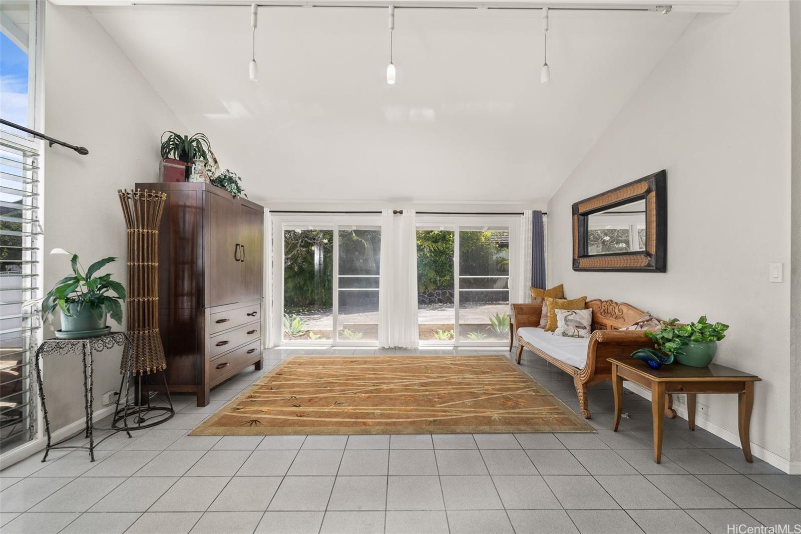 251  Kalalau Street Triangle, Hawaii Kai home - photo 24 of 25