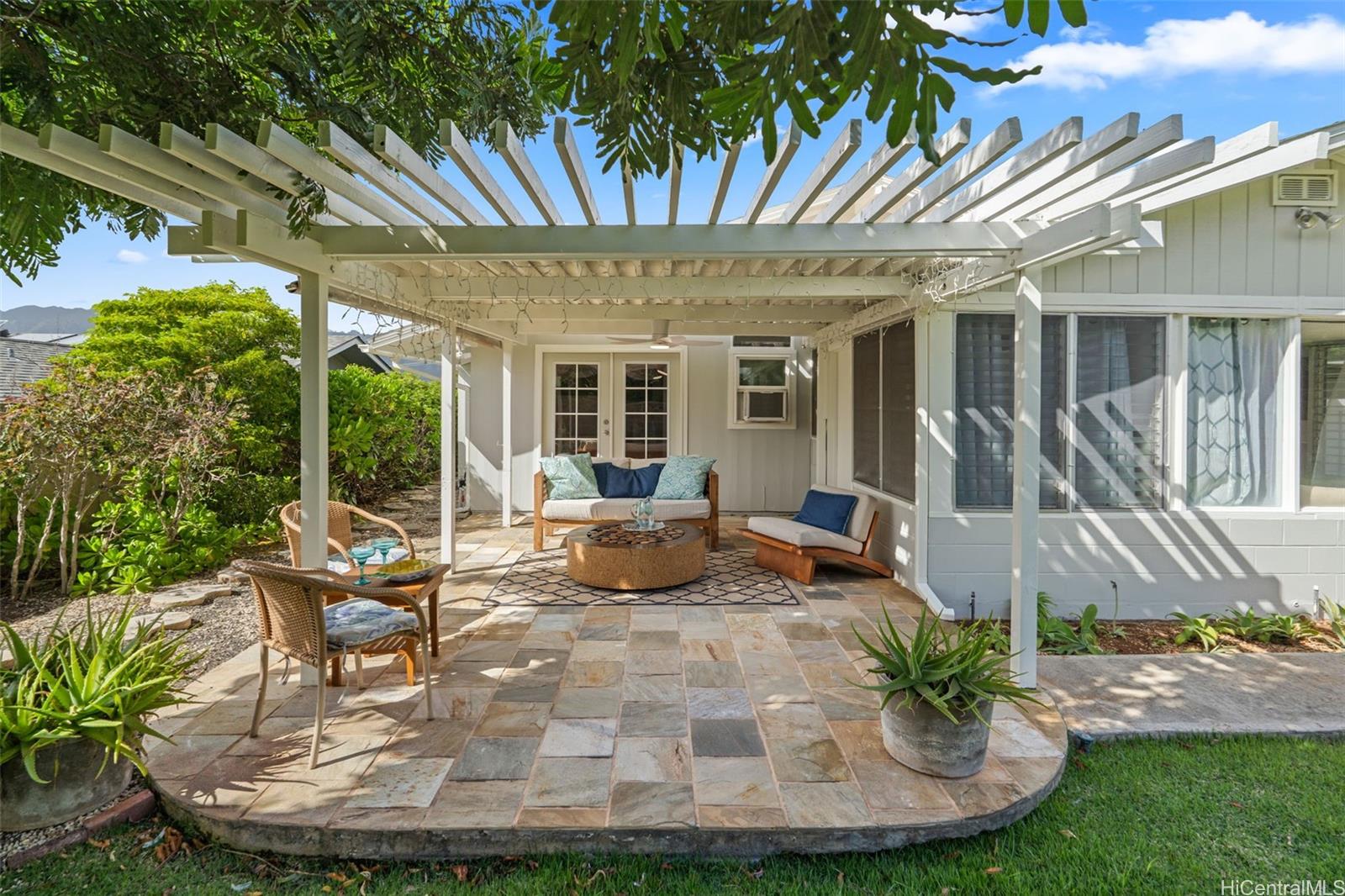 251  Kalalau Street Triangle, Hawaii Kai home - photo 7 of 25
